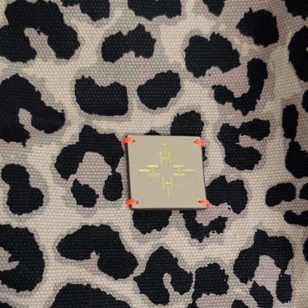 INDIA HICKS Retired "Fortune" Canvas Tote in Sleeping Leopard - Picture 4 of 11